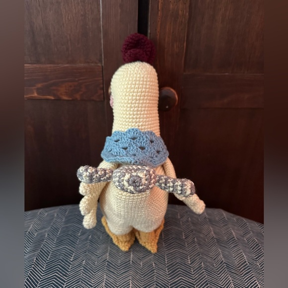 Hand Crocheted Chicken With Shawl! - Picture 4 of 7